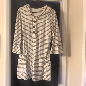 Light stripped sweater